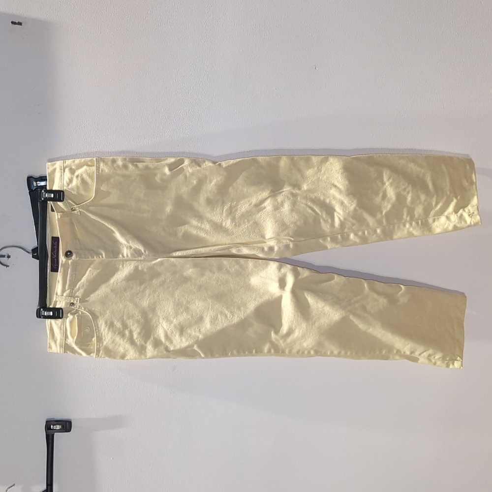 Gloria Vanderbilt yellow jeans size 14